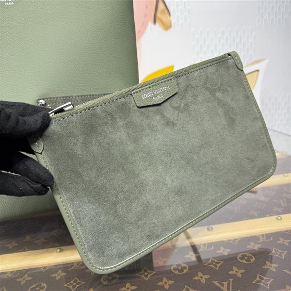 2026120182257732 270